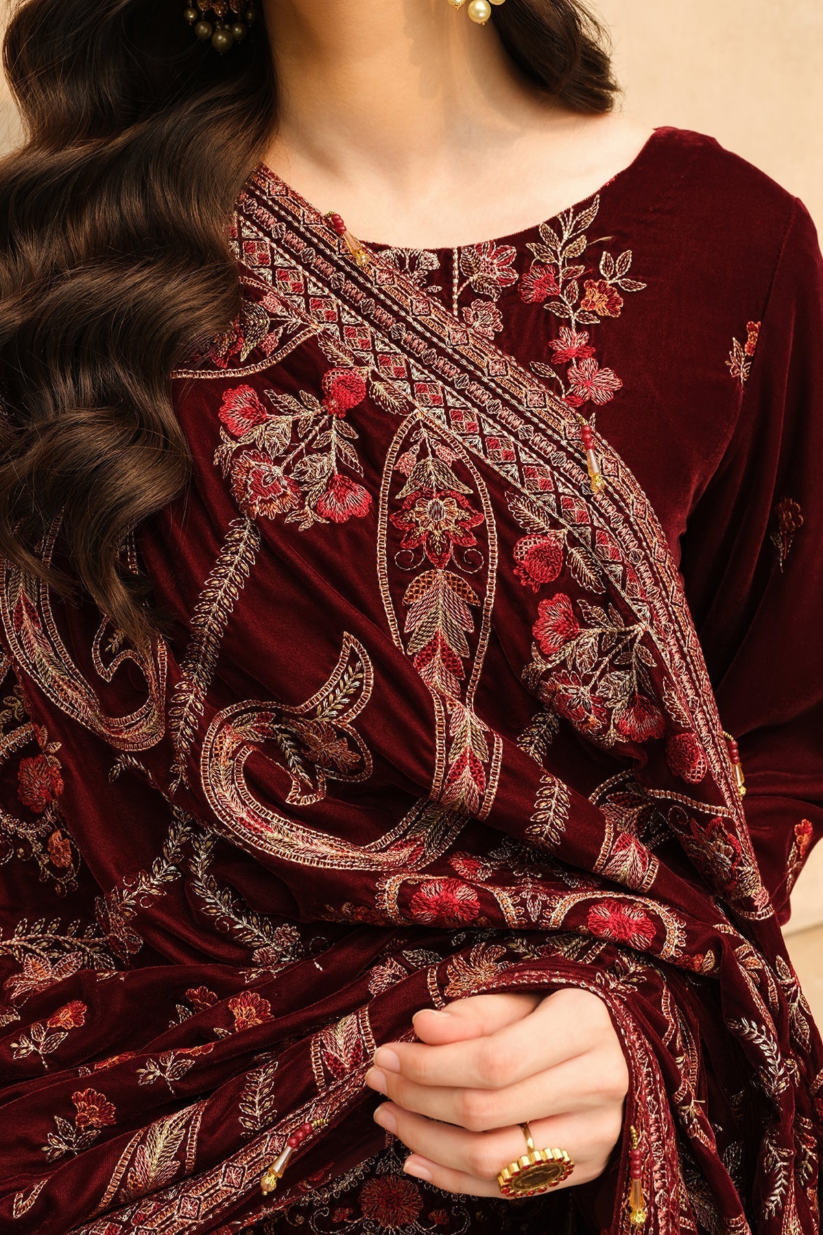 Raeesa Premium | Bareeza Velvet | VL - 111 - House Of Hania
