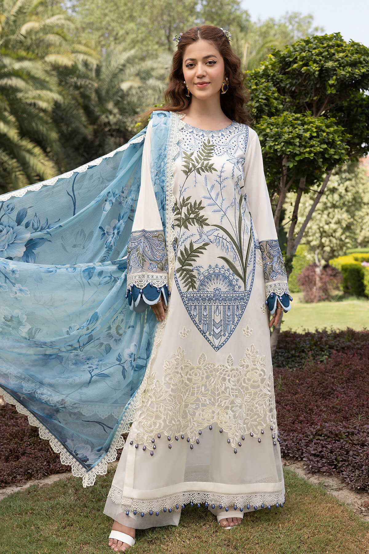Raeesa Premium | Ferya Lawn | Noor E Fajar | Ferya | FD-05 - House Of Hania