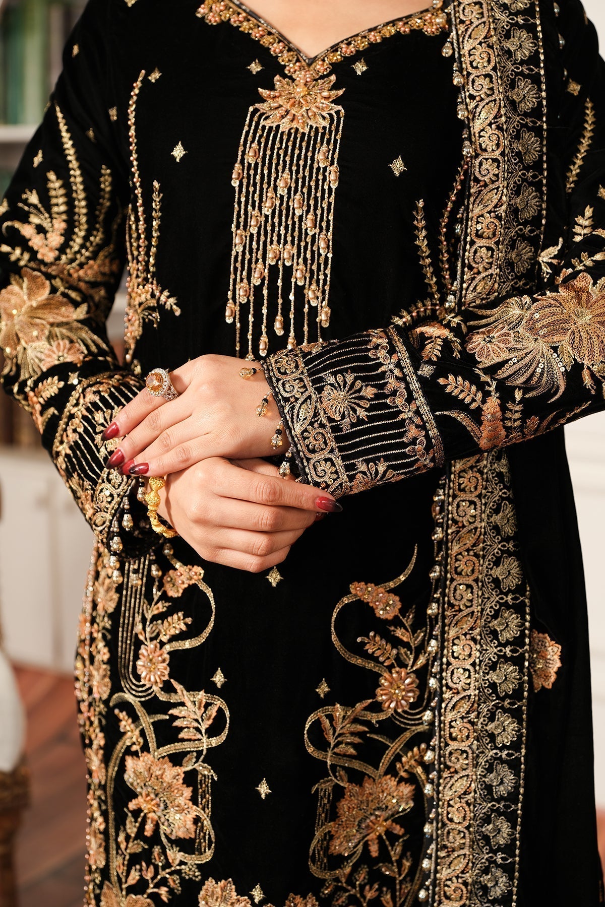 Raeesa Premium | Sheen Luxury Velvet | Naz - House Of Hania