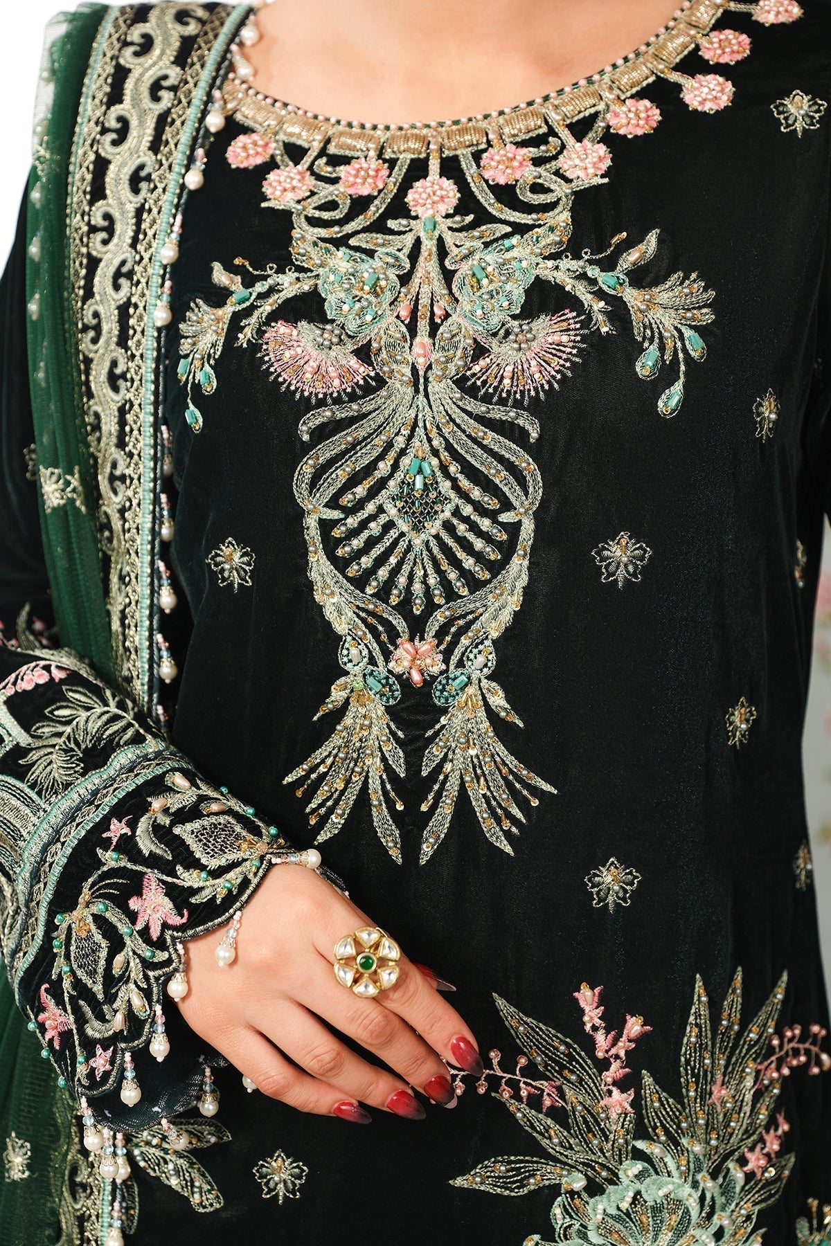 Raeesa Premium | Sheen Luxury Velvet | Talia - House Of Hania