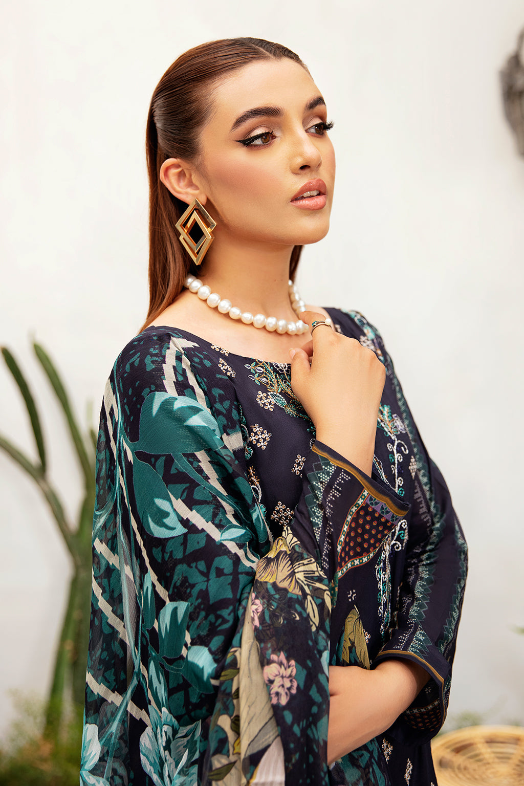 Ramsha | Luxury Lawn 24 | L-1207 - House Of Hania
