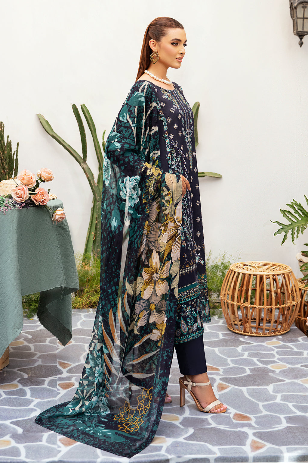 Ramsha | Luxury Lawn 24 | L-1207 - House Of Hania