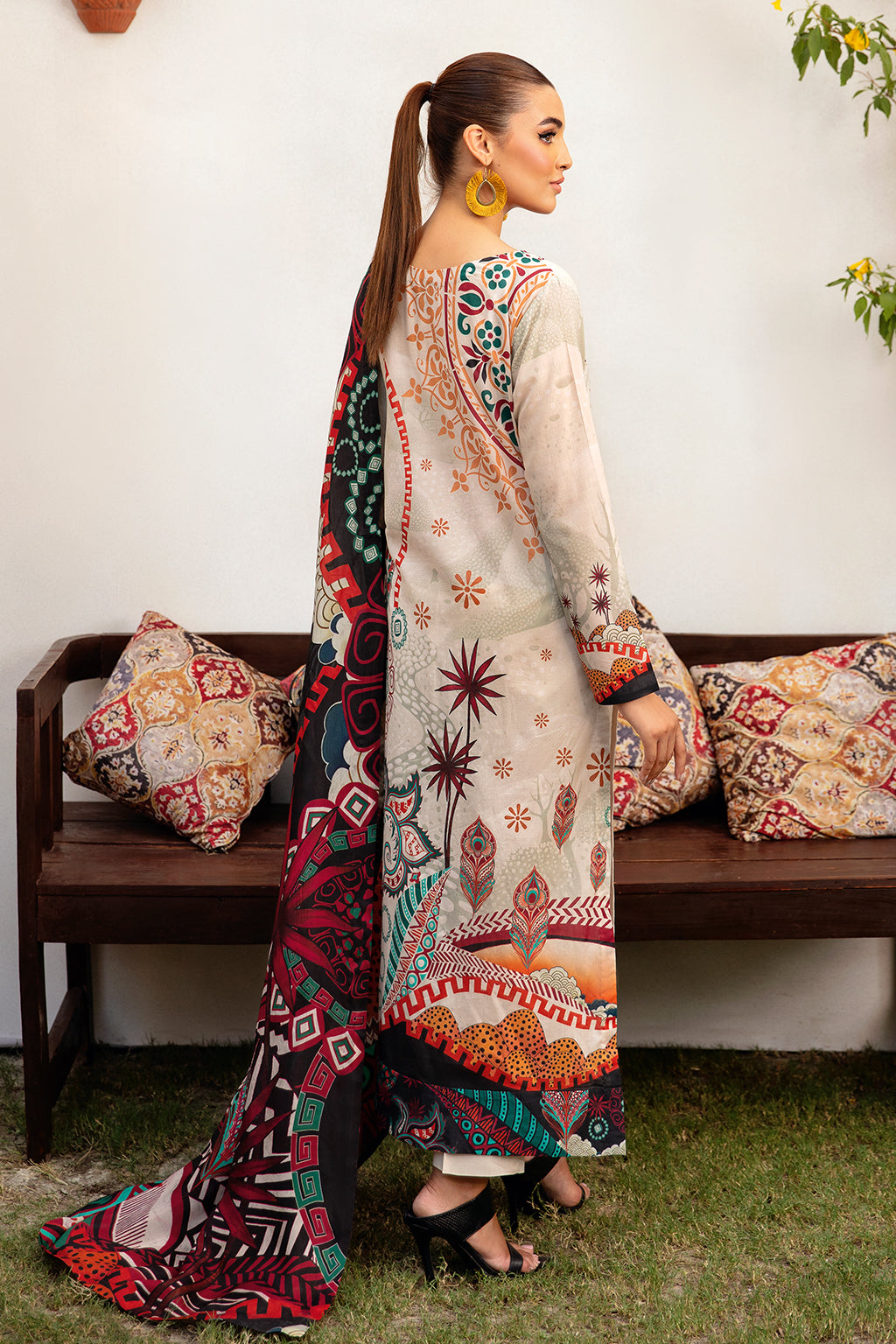 Ramsha | Luxury Lawn 24 | L-1208 - House Of Hania