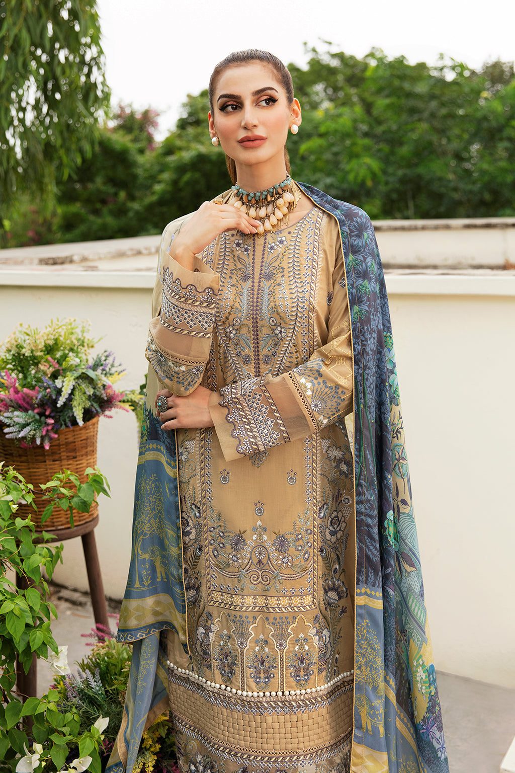 Ramsha | Luxury Lawn 24 | Y-802 - House Of Hania