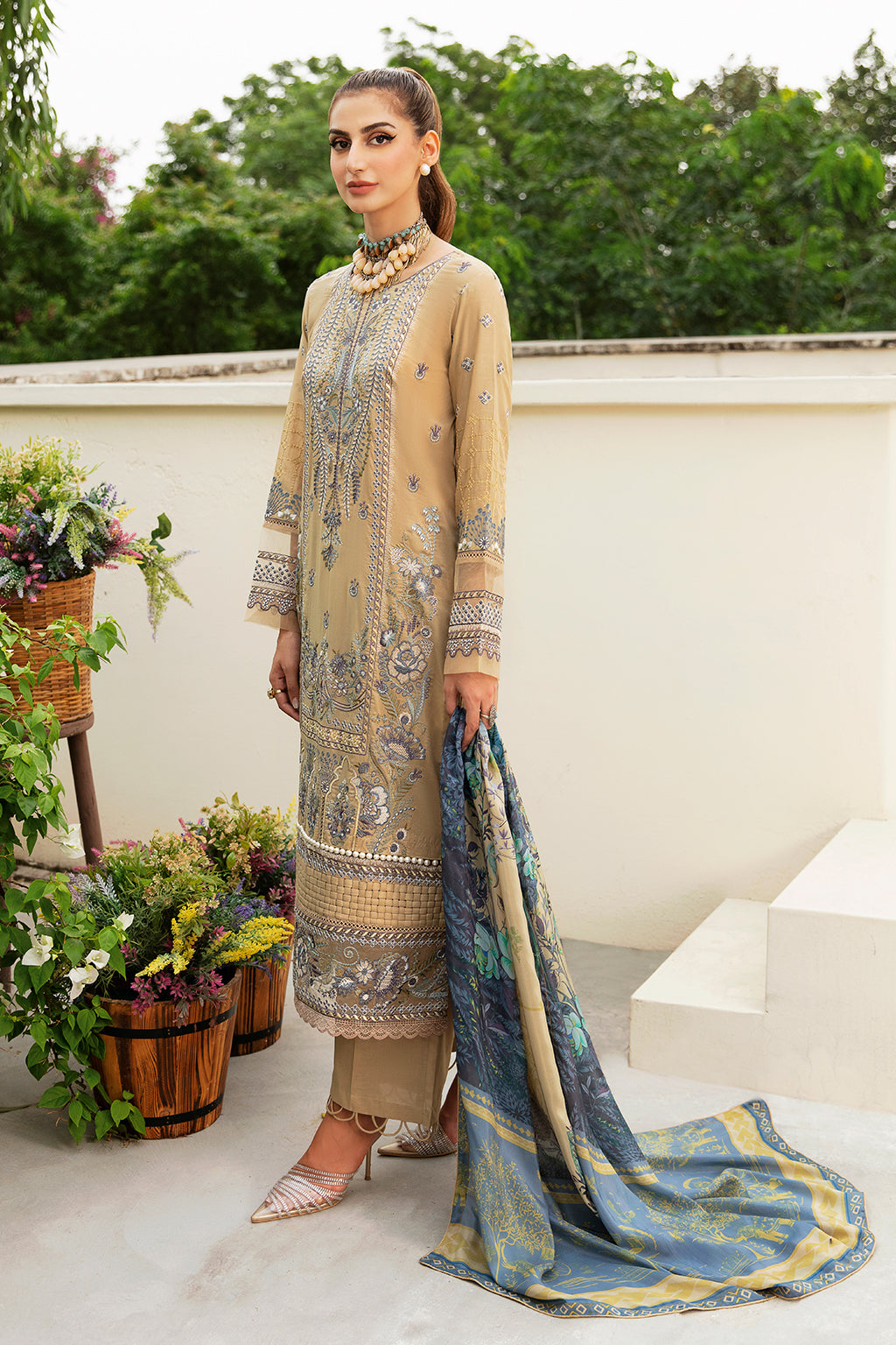 Ramsha | Luxury Lawn 24 | Y-802 - House Of Hania