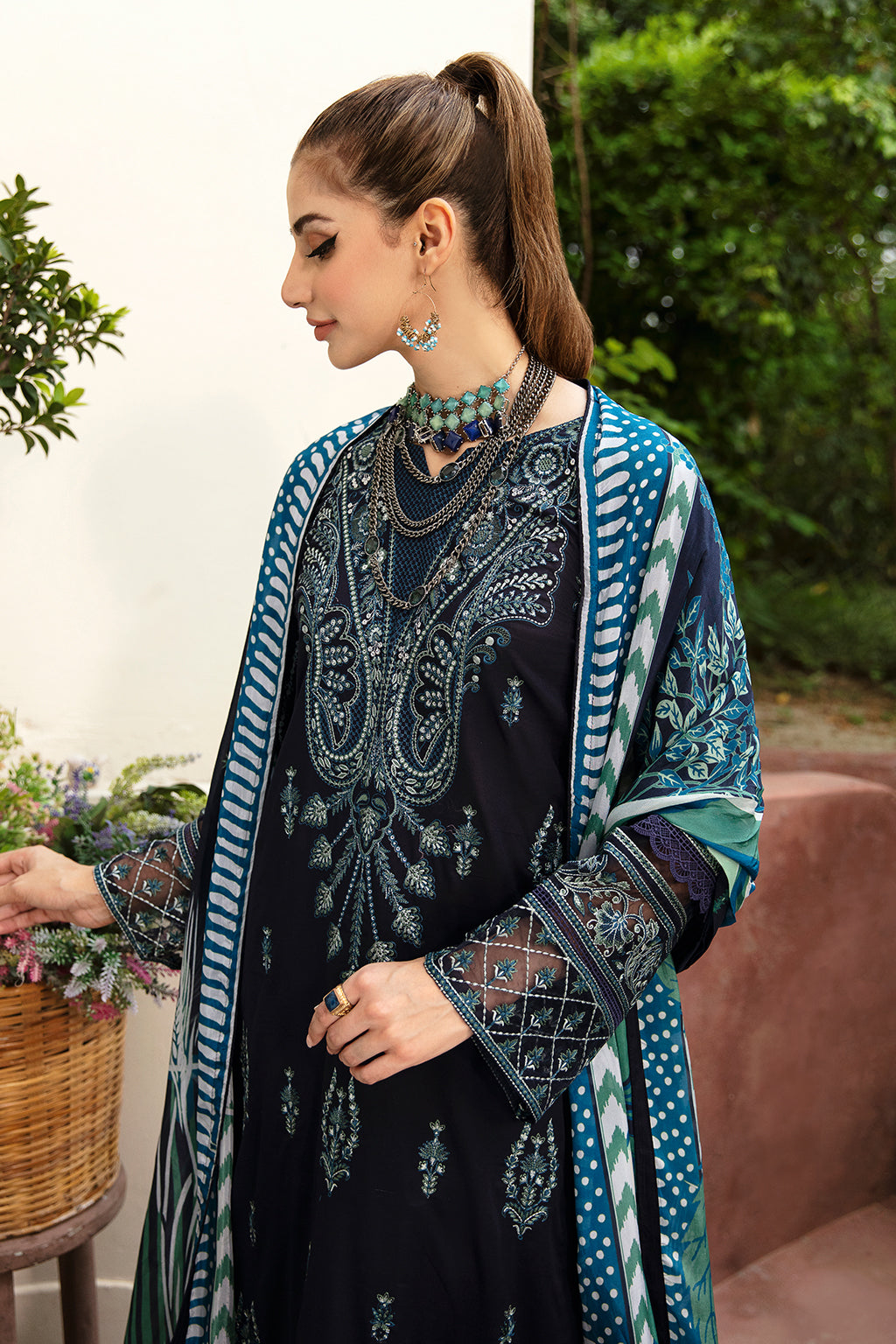 Ramsha | Luxury Lawn 24 | Y-803 - House Of Hania