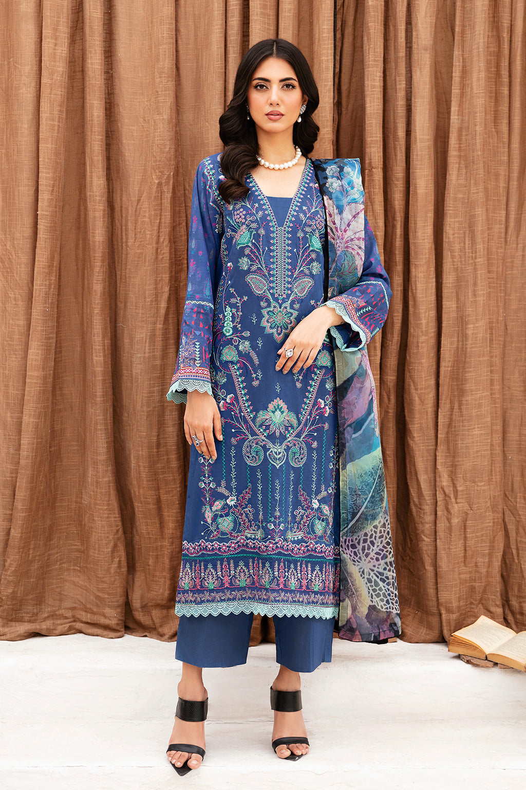 Ramsha | Mashaal Luxury Lawn | L-1112 - House Of Hania