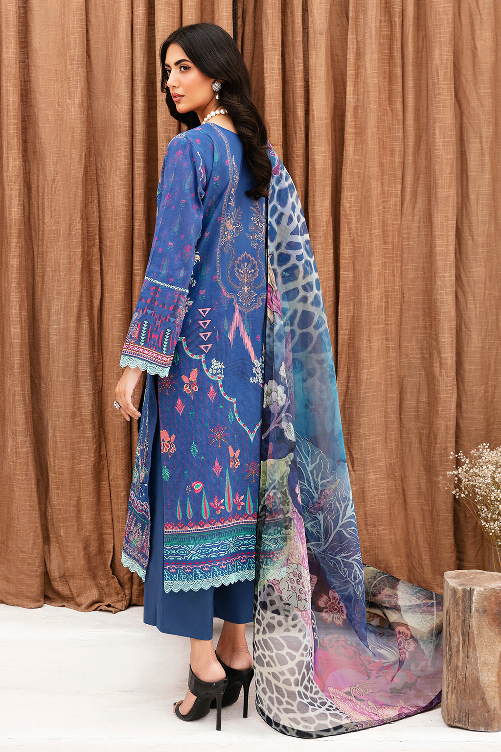 Ramsha | Mashaal Luxury Lawn | L-1112 - House Of Hania