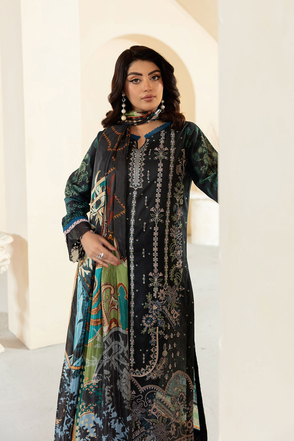 Ramsha | Mashaal Luxury Lawn | L-1301 - House Of Hania