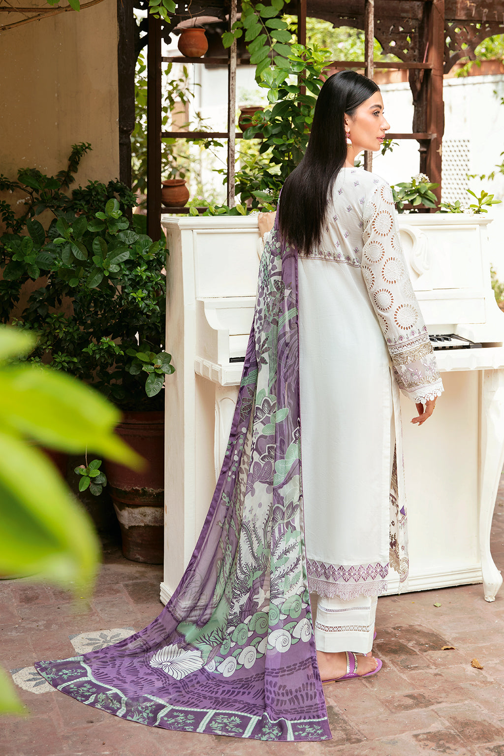 Ramsha | Mashaal Luxury Lawn | L-809 - House Of Hania