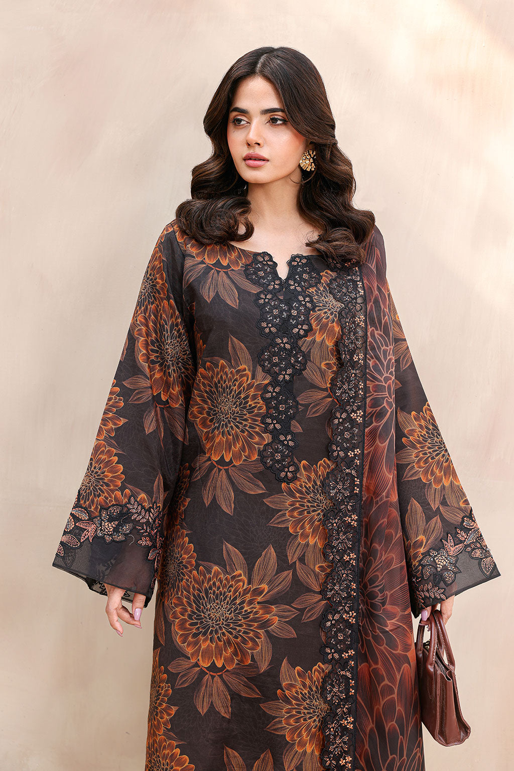 Ramsha | Naqsh Embroidered Rawsilk | RS-02 - House Of Hania
