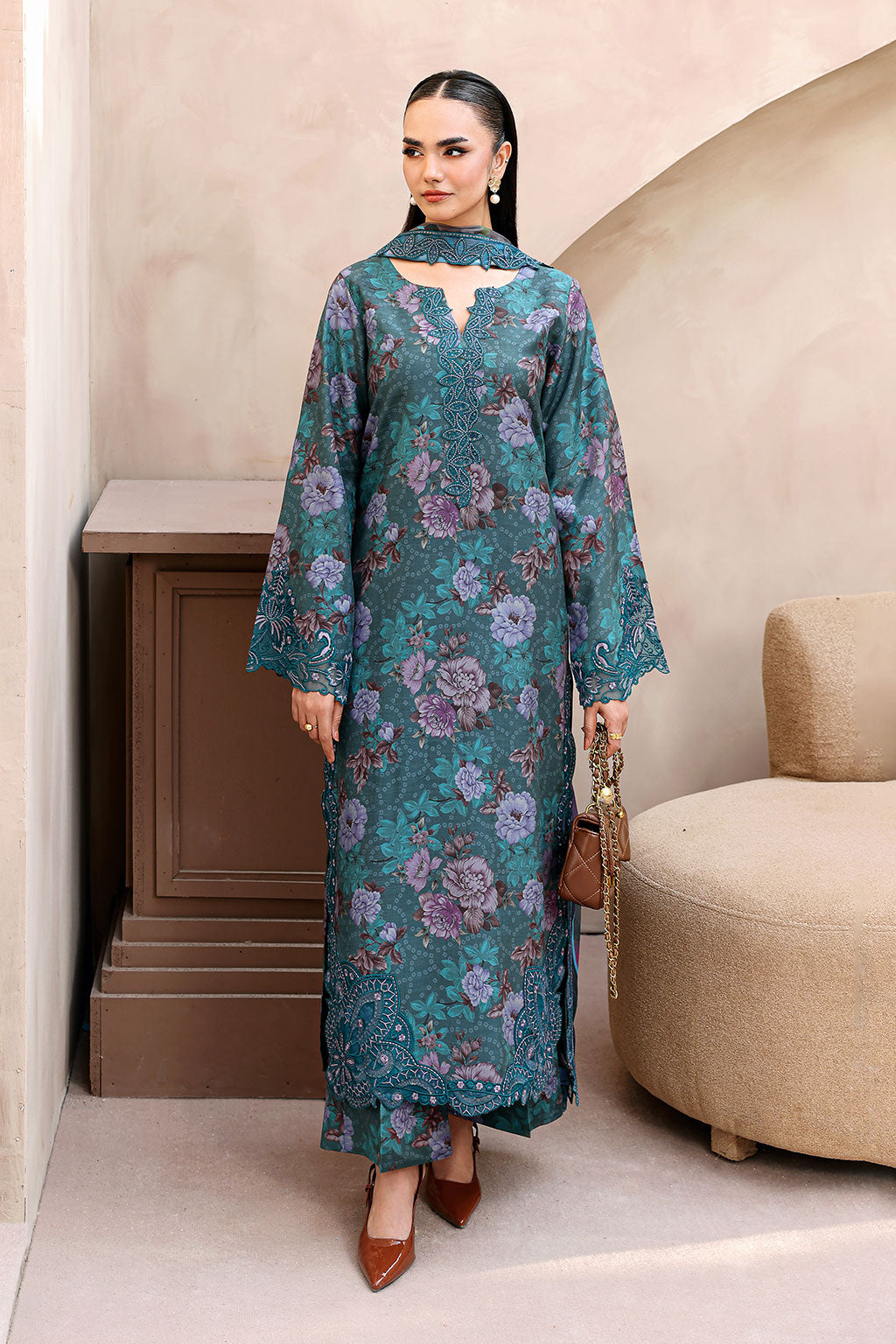 Ramsha | Naqsh Embroidered Rawsilk | RS-03 - House Of Hania