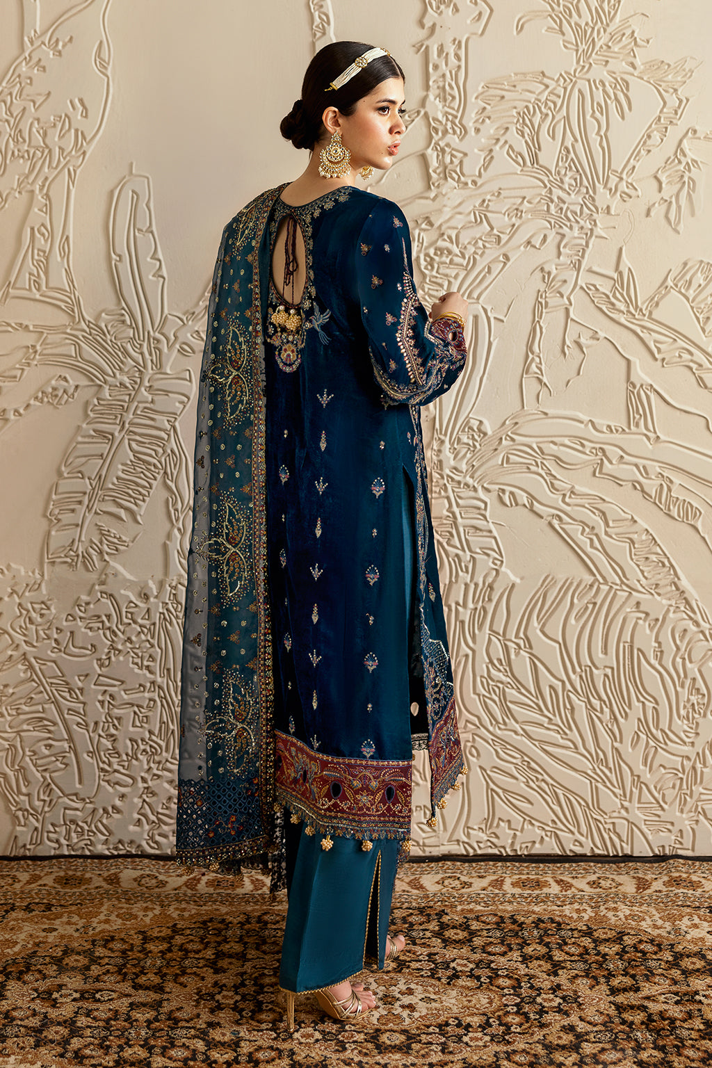 Ramsha | Velvet Collection | V-604 - House Of Hania