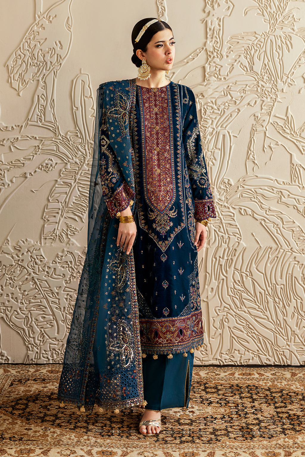Ramsha | Velvet Collection | V-604 - House Of Hania