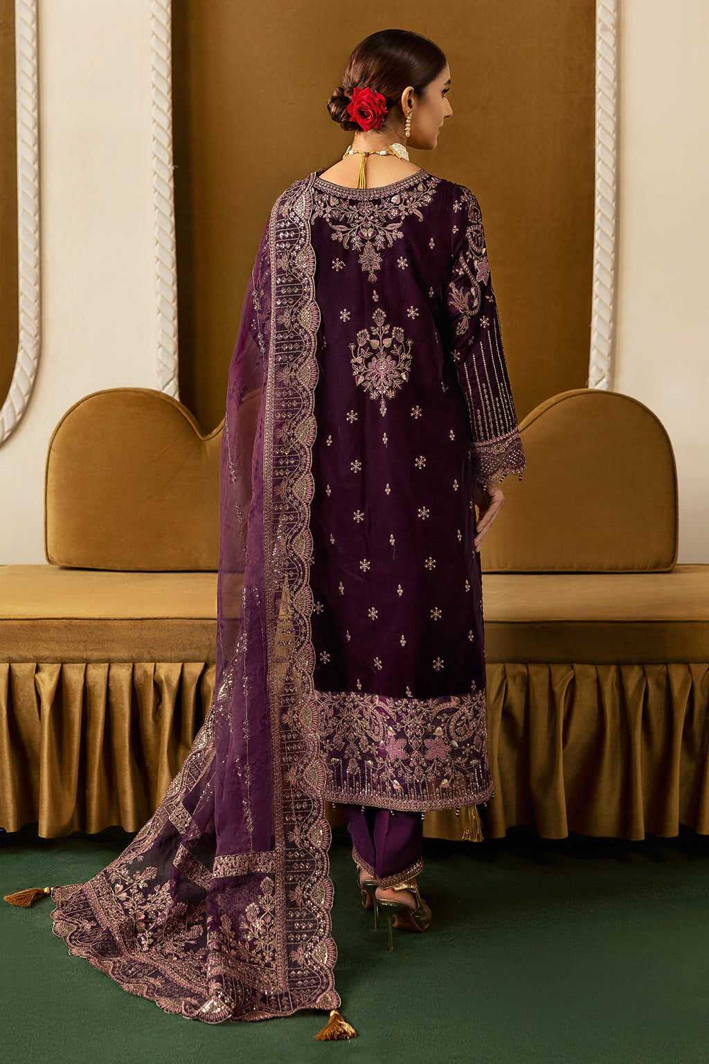 Ramsha | Velvet Collection | V-605 - House Of Hania