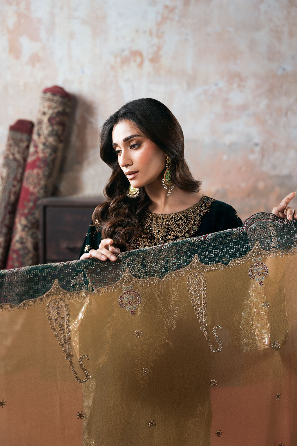 Ramsha | Velvet Collection | V-702 - House Of Hania