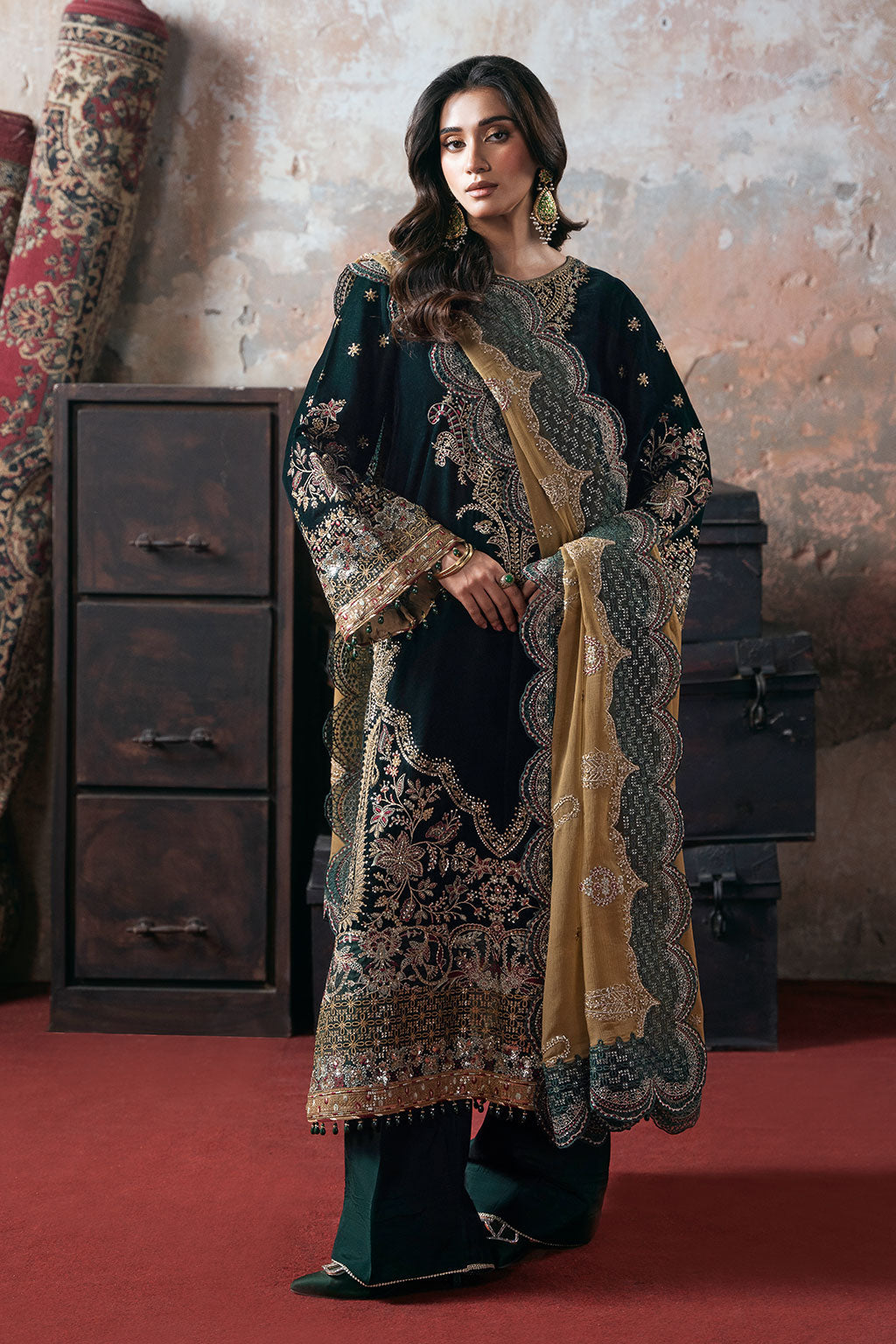 Ramsha | Velvet Collection | V-702 - House Of Hania