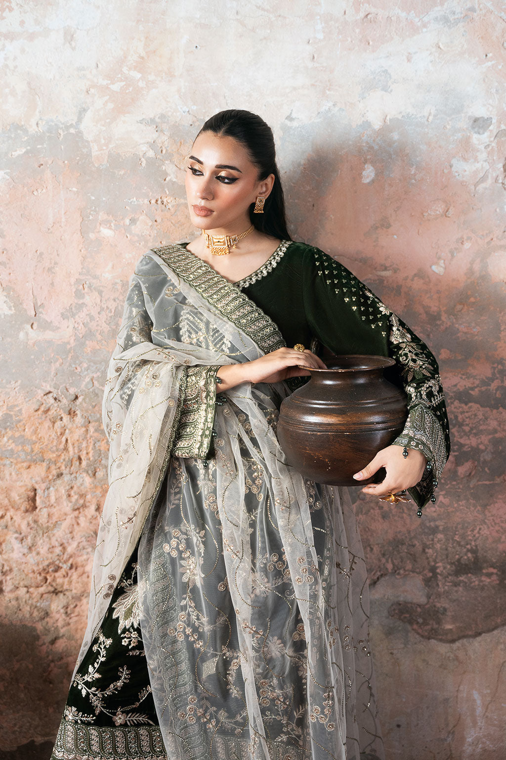 Ramsha | Velvet Collection |V-705 - House Of Hania