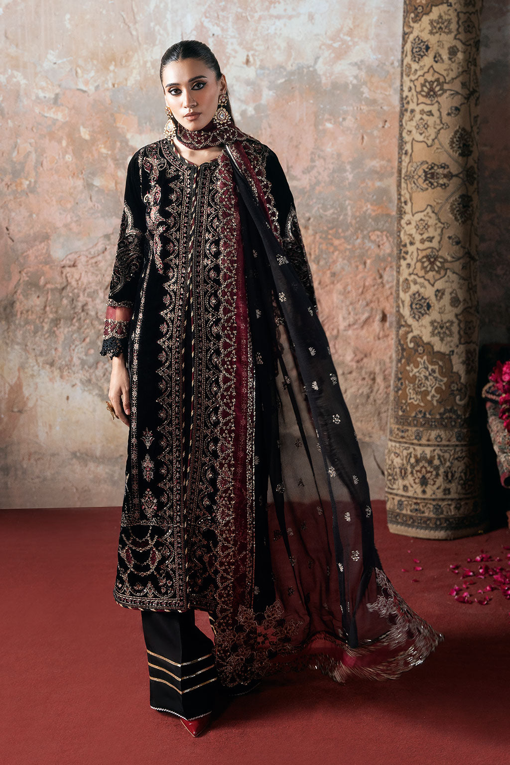 Ramsha | Velvet Collection | V-706 - House Of Hania