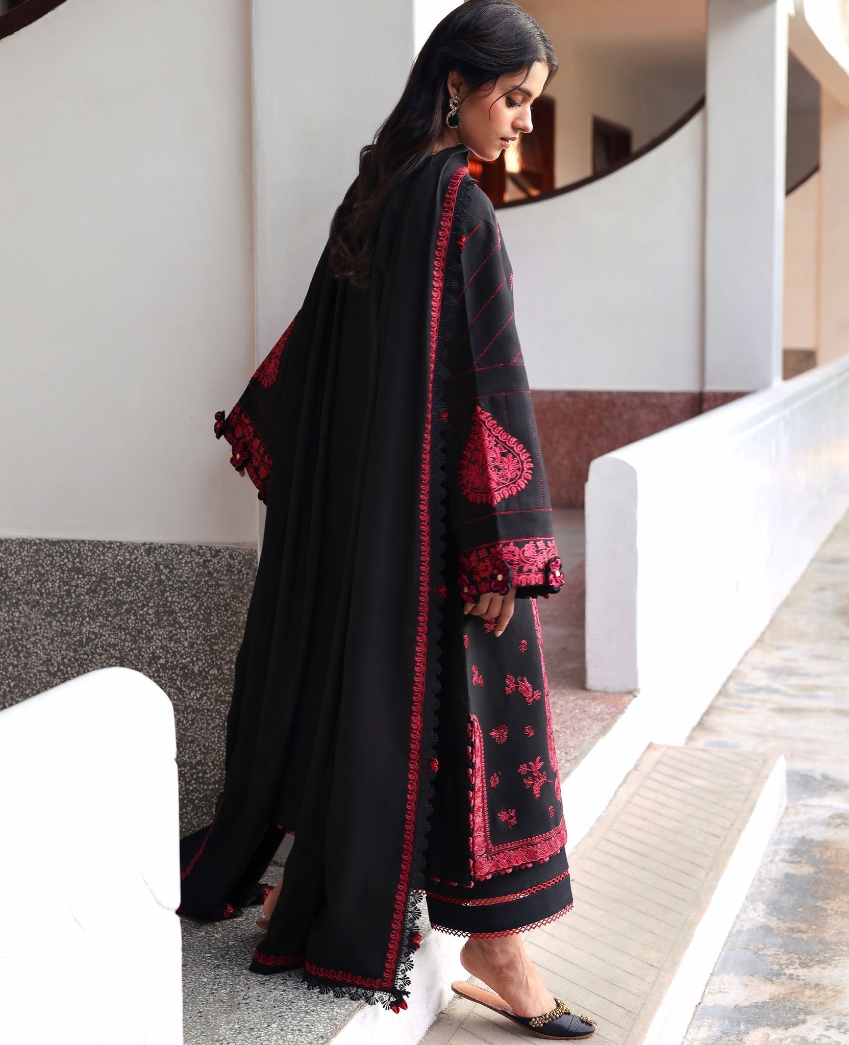 Republic Womenswear | Amaris Luxury Shawl 25 | Almira - House Of Hania