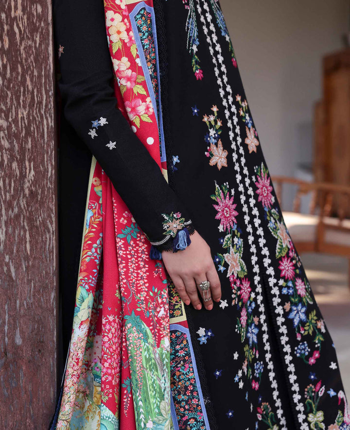 Republic Womenswear | Amaris Luxury Shawl 25 | Aveline - House Of Hania