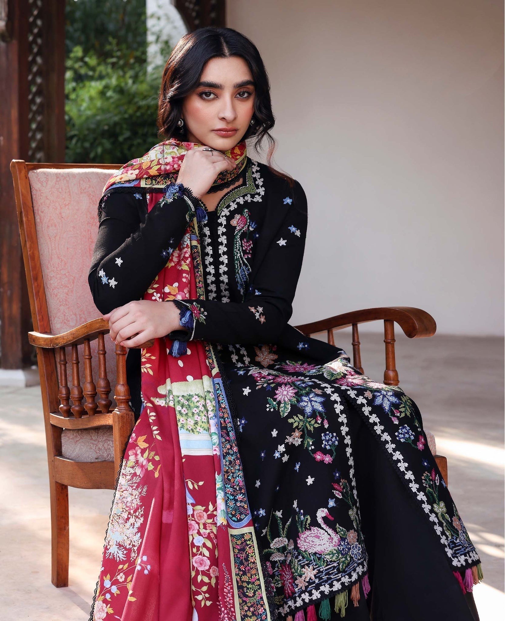 Republic Womenswear | Amaris Luxury Shawl 25 | Aveline - House Of Hania