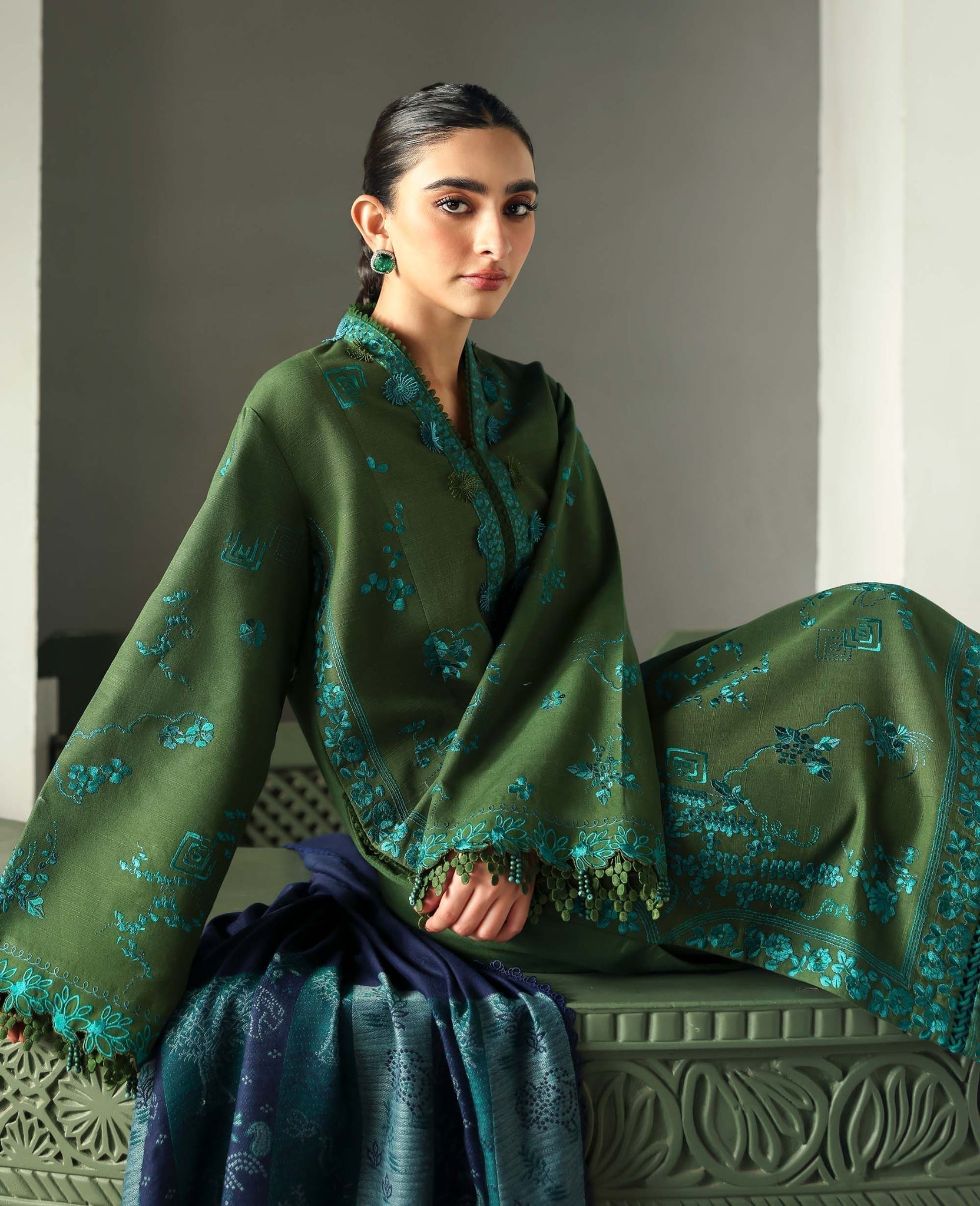 Republic Womenswear | Amaris Luxury Shawl 25 | Elysia - House Of Hania