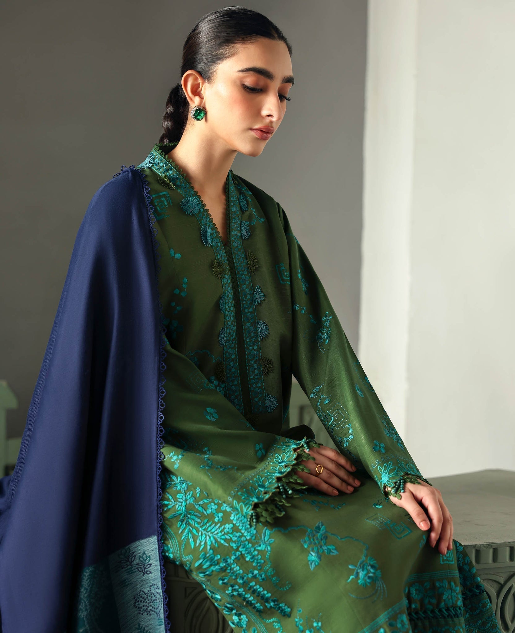 Republic Womenswear | Amaris Luxury Shawl 25 | Elysia - House Of Hania