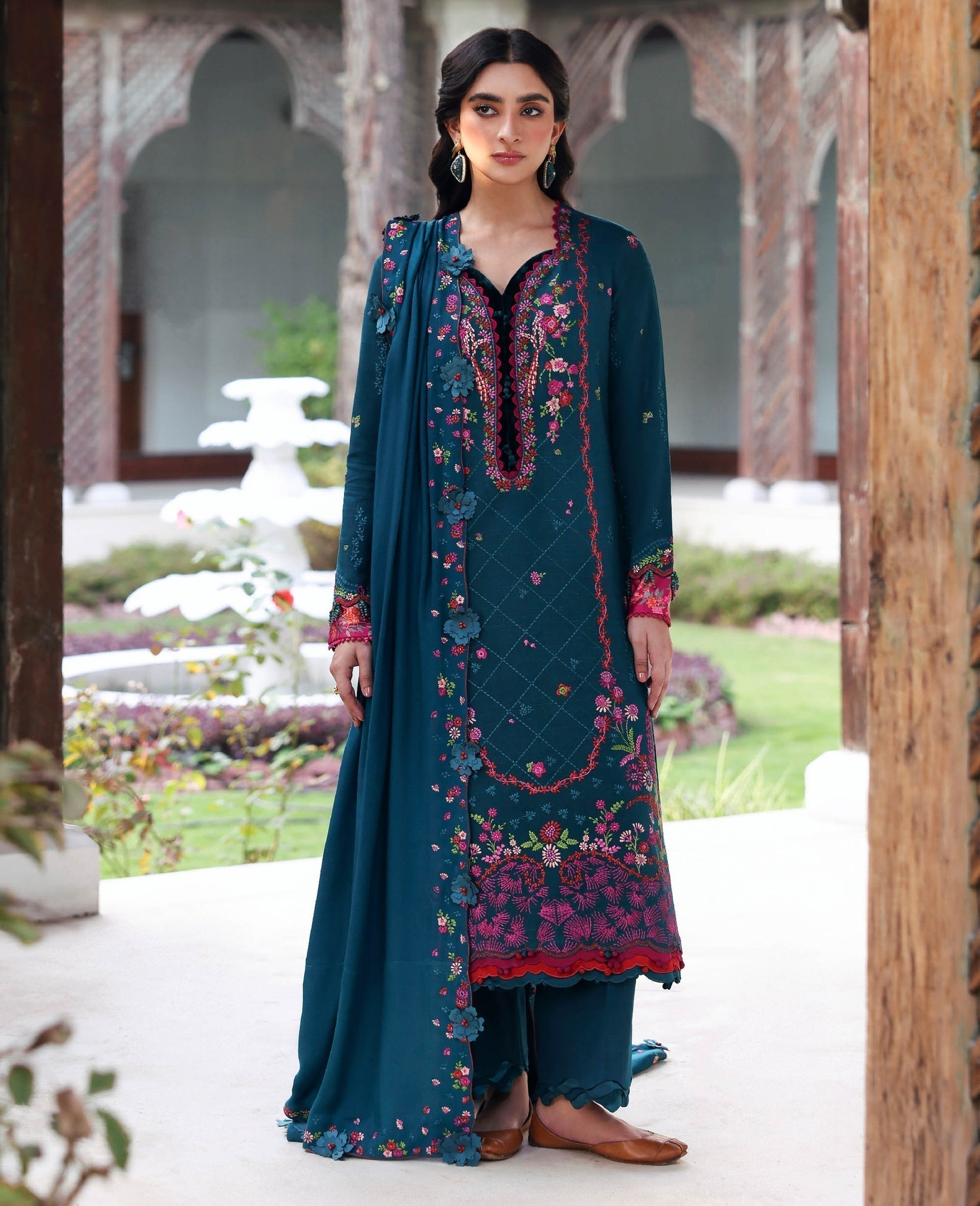 Republic Womenswear | Amaris Luxury Shawl 25 | Evania - House Of Hania