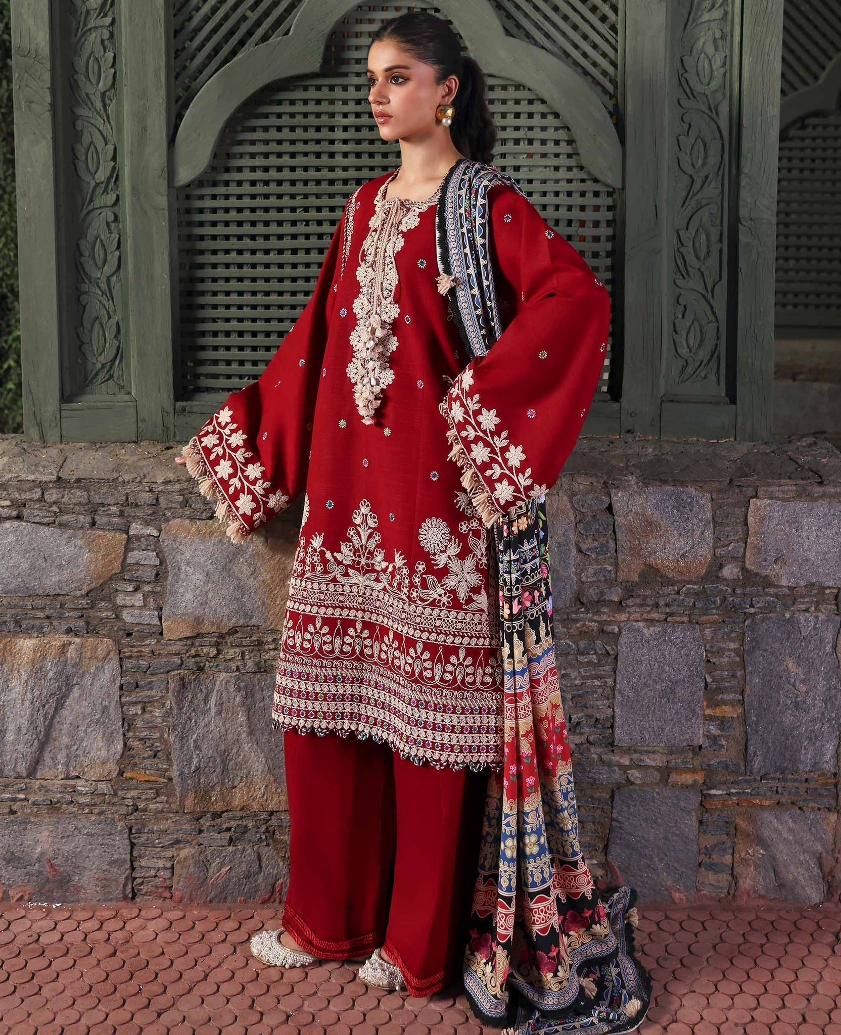 Republic Womenswear | Amaris Luxury Shawl 25 | Orlena - House Of Hania