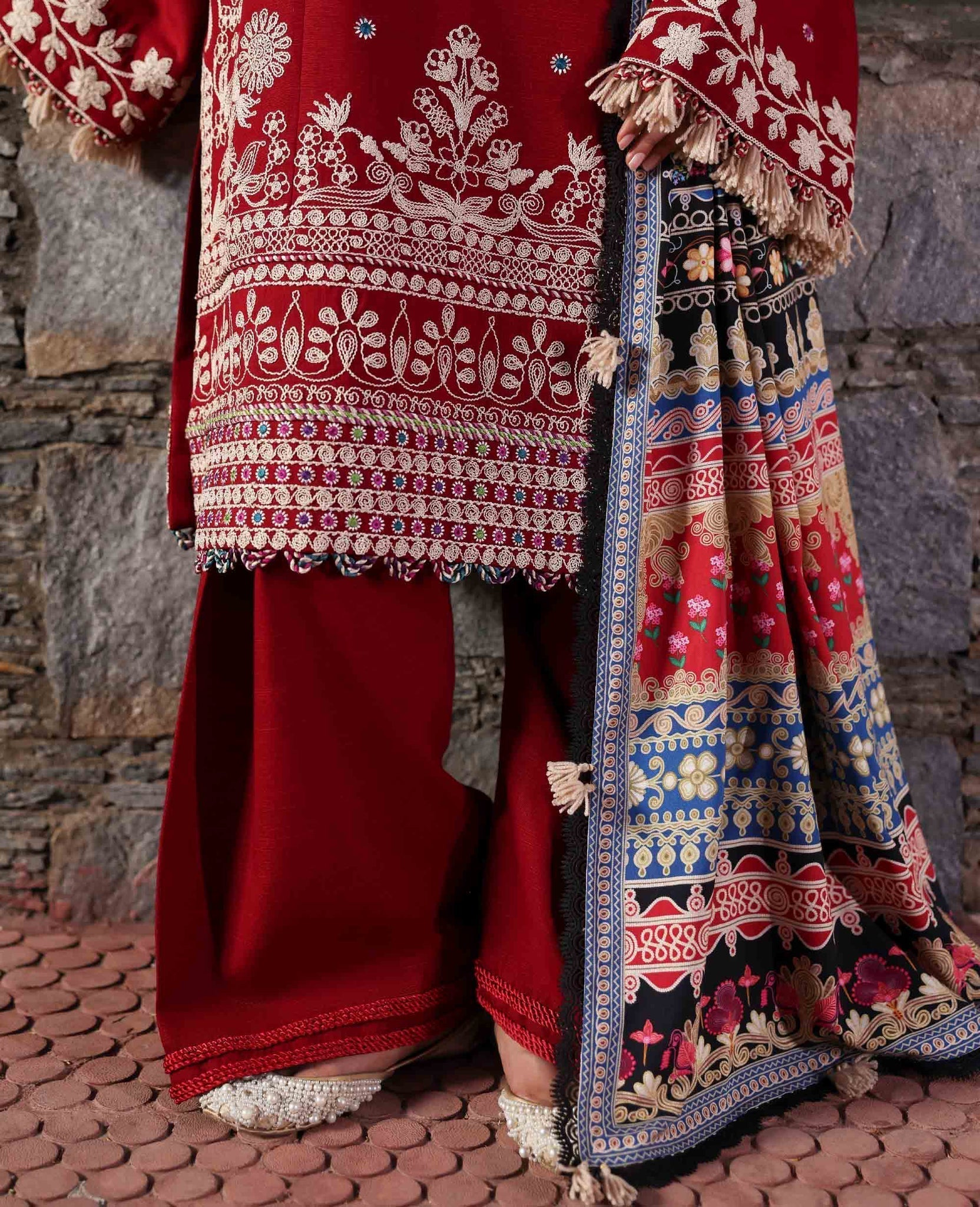 Republic Womenswear | Amaris Luxury Shawl 25 | Orlena - House Of Hania