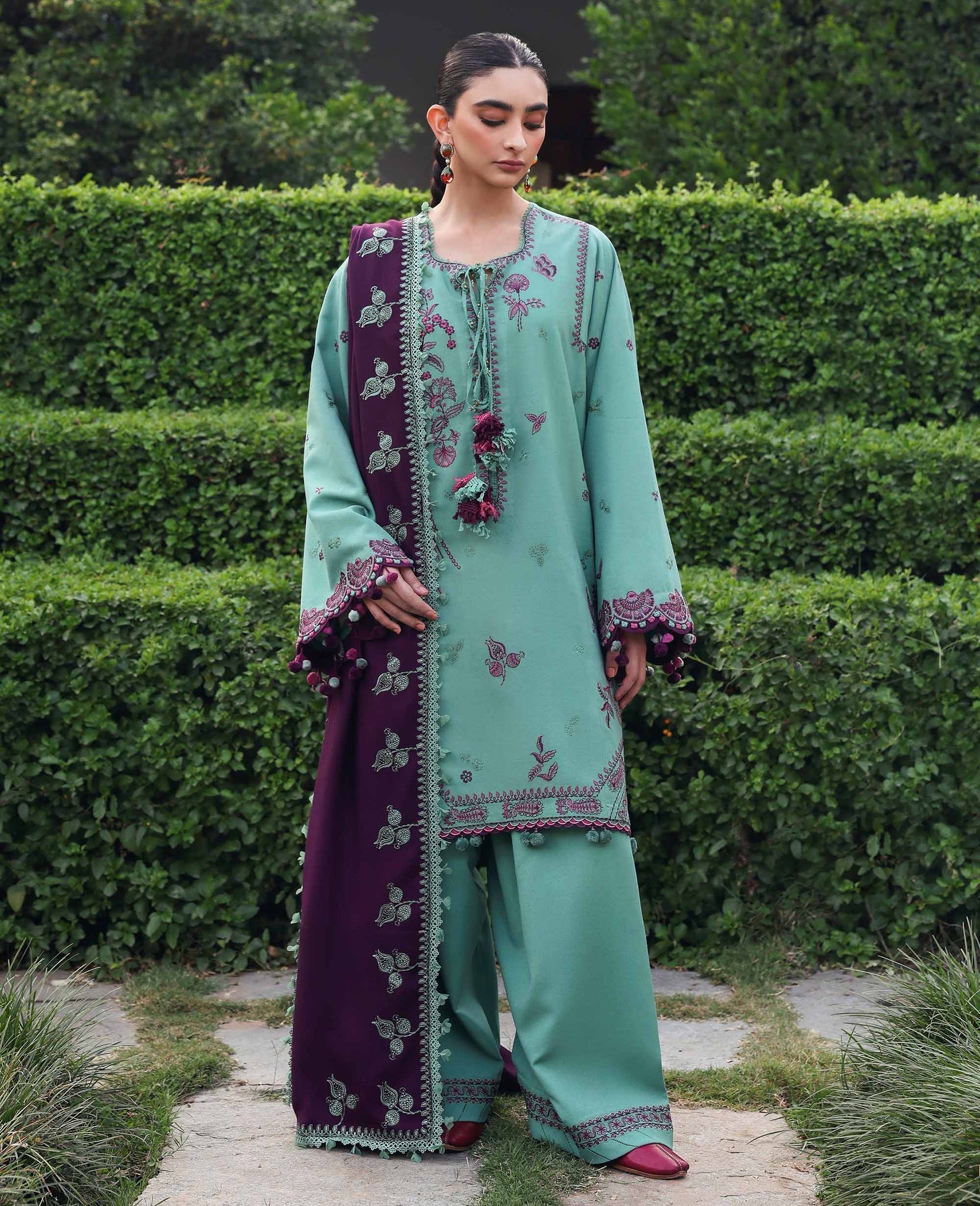Republic Womenswear | Amaris Luxury Shawl 25 | Virella - House Of Hania