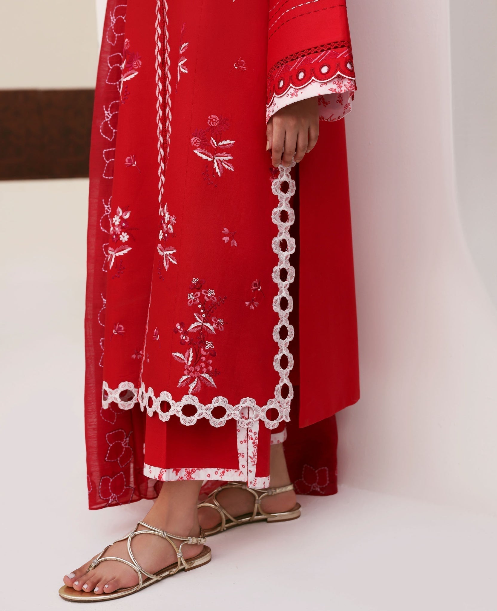 Republic Womenswear | Basics Pre Fall 25 | Capucine - House Of Hania