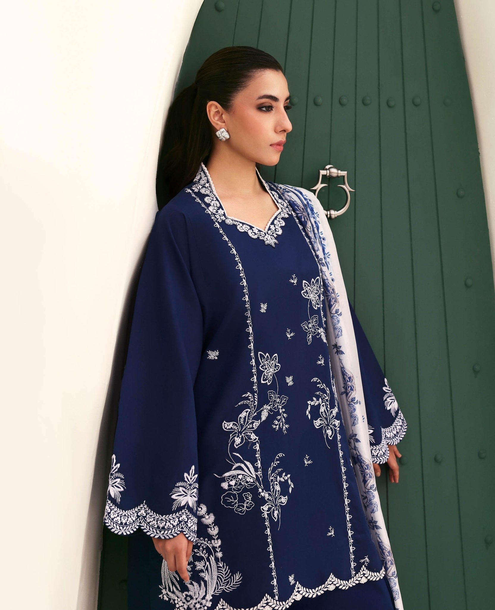 Republic Womenswear | Basics Pre Fall 25 | Dahlia - House Of Hania
