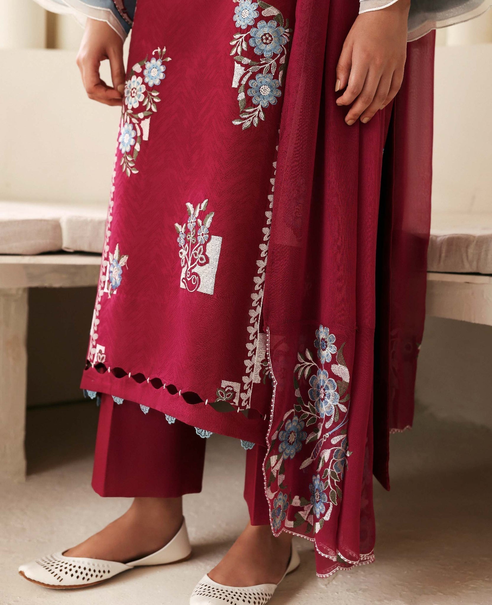Republic Womenswear | Basics Pre Fall 25 | Fleurine - House Of Hania