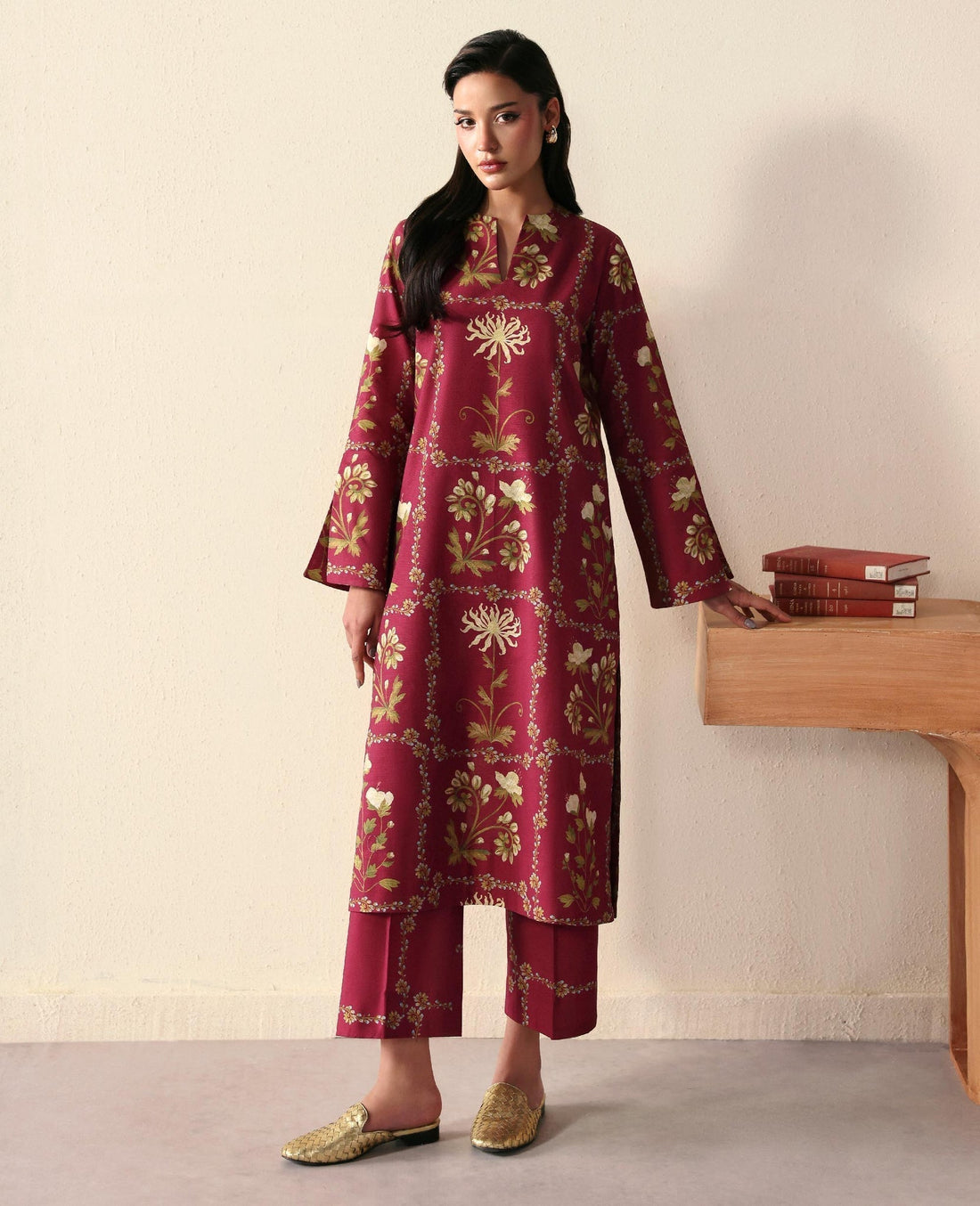 Republic Womenswear | Basics Winter 25 | Élia - House Of Hania