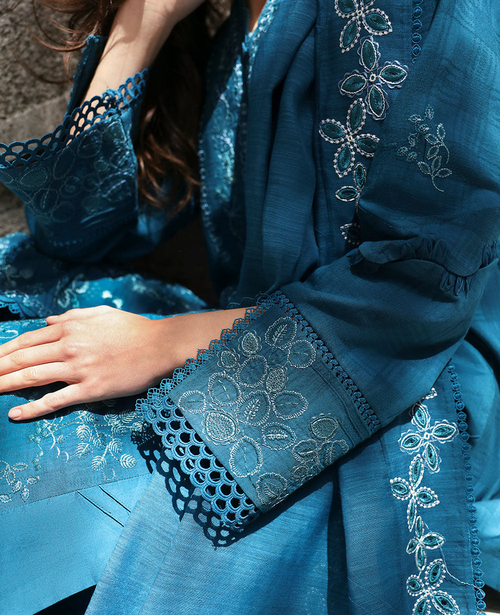 Republic Womenswear | Embroidered Pret 24 | Kaź (M-137) - House Of Hania