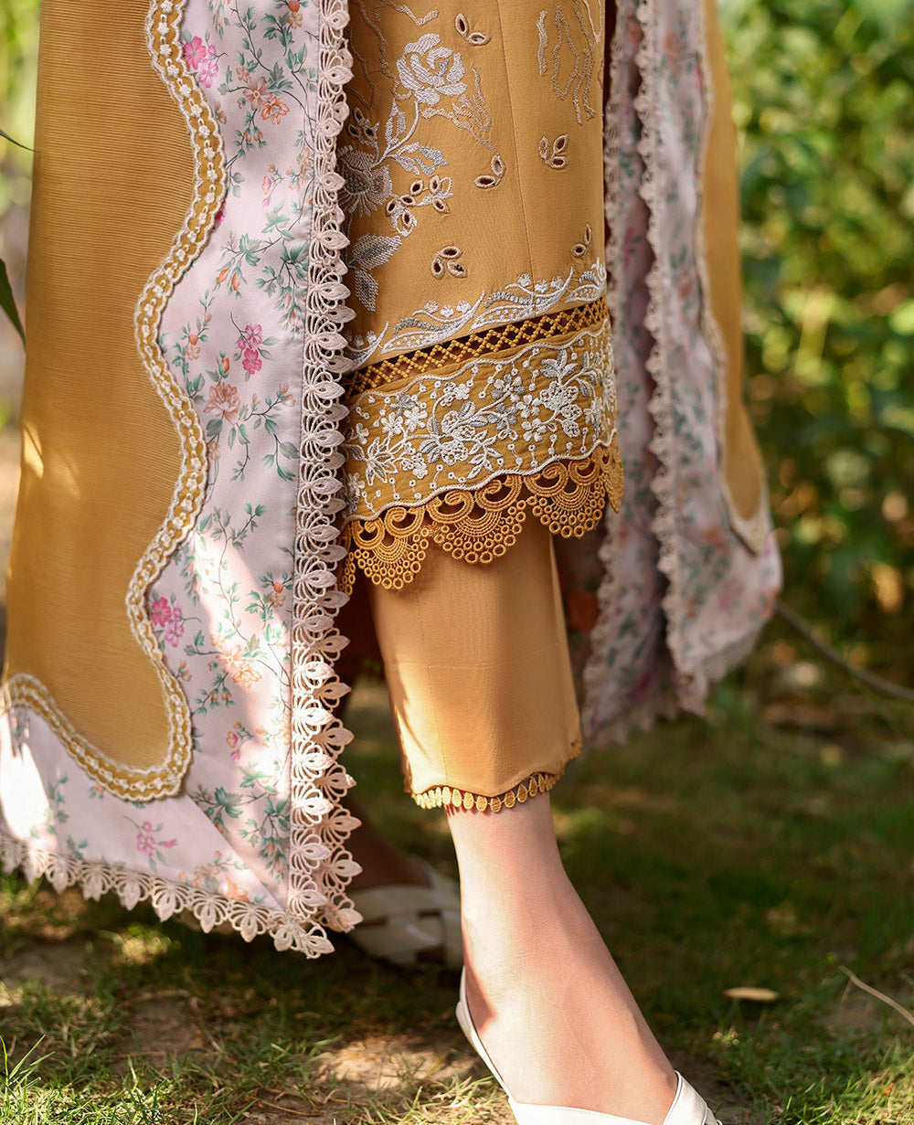 Republic Womenswear | Embroidered Pret | M-150 - House Of Hania