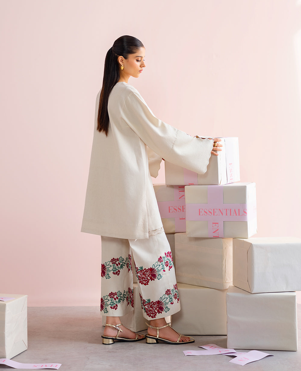 Republic Womenswear | Essentials 25 | ES-206 - House Of Hania