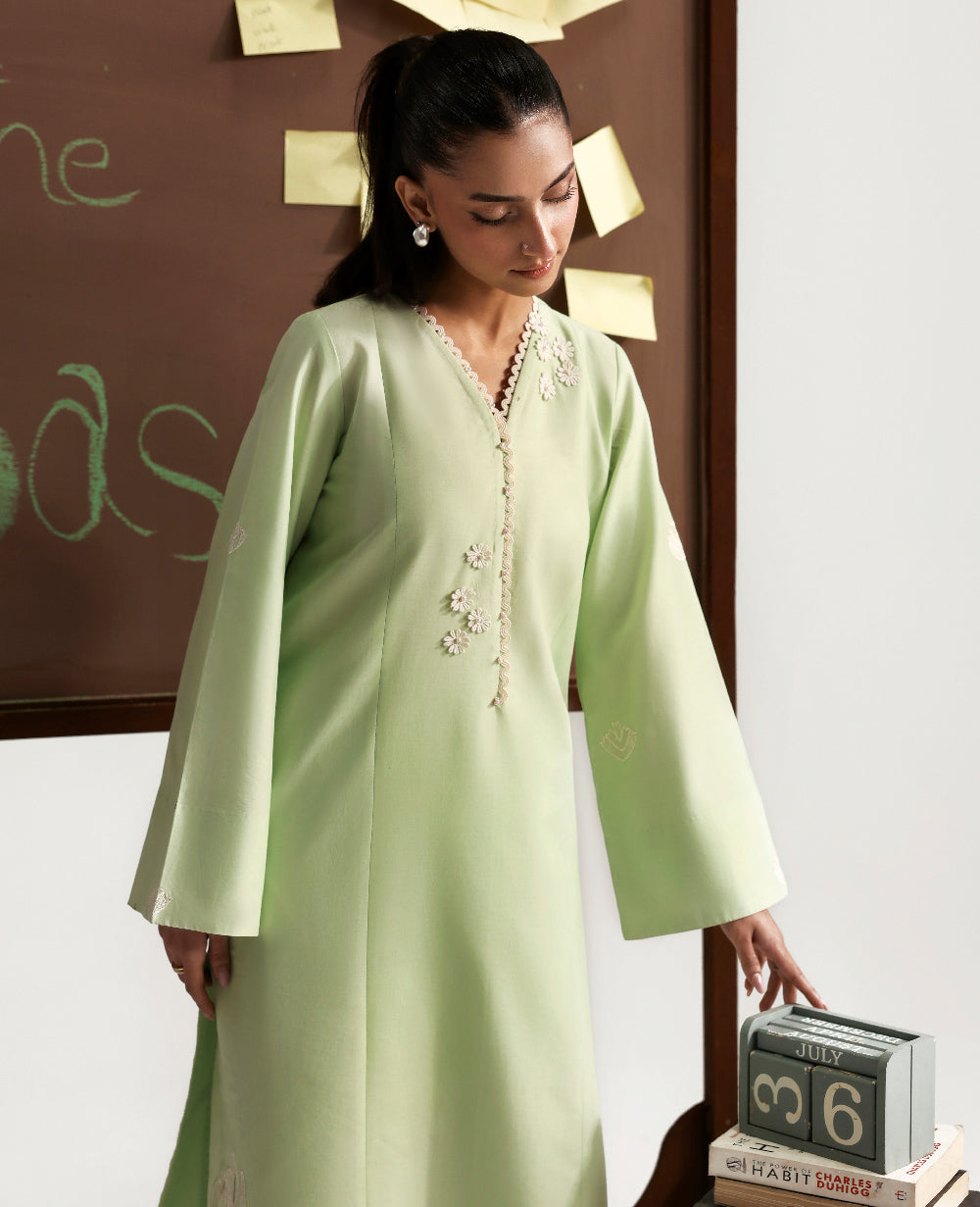 Republic Womenswear | Essentials Pre Fall | Amelle - House Of Hania