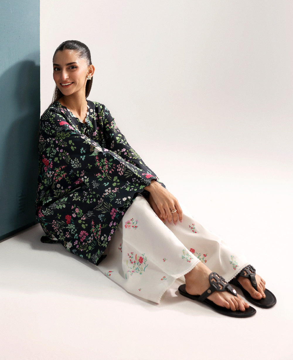 Republic Womenswear | Essentials Pre Fall | Eloise - House Of Hania
