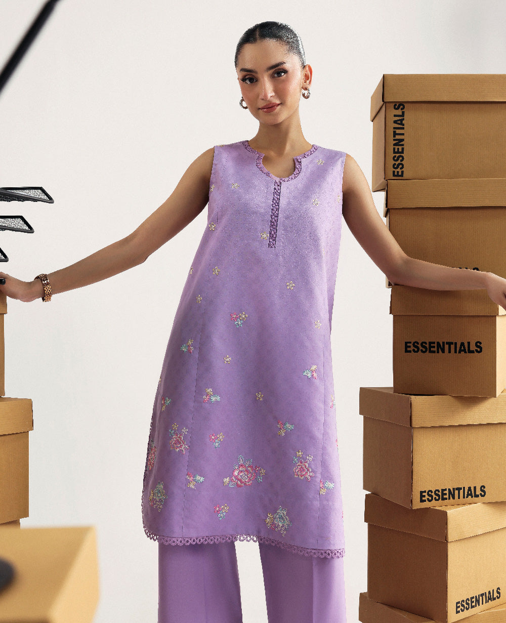 Republic Womenswear | Essentials Pre Fall | Lavine - House Of Hania