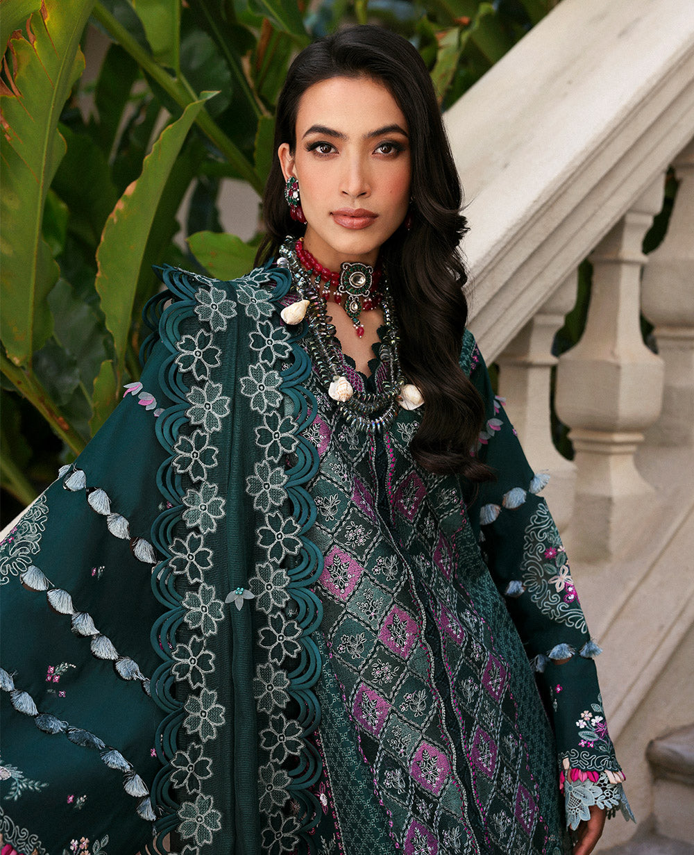 Republic Womenswear | Kalani Eid Luxury Lawn 25 | D1-B - Zehra - House Of Hania