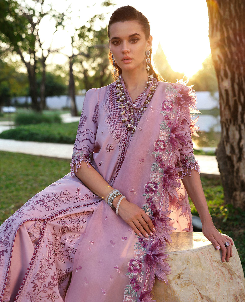 Republic Womenswear | Kalani Eid Luxury Lawn 25 | D4-B - Gulbahar - House Of Hania