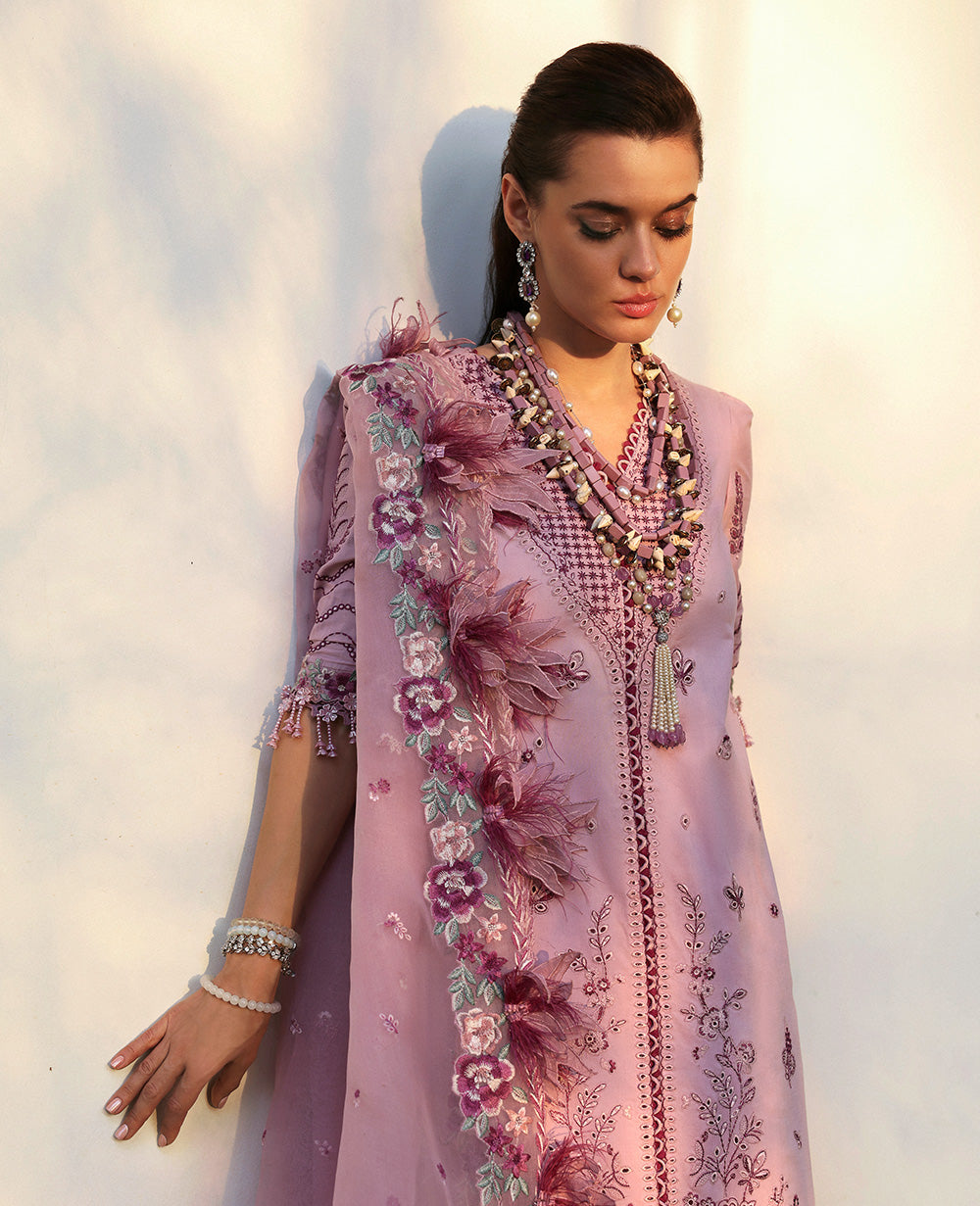 Republic Womenswear | Kalani Eid Luxury Lawn 25 | D4-B - Gulbahar - House Of Hania
