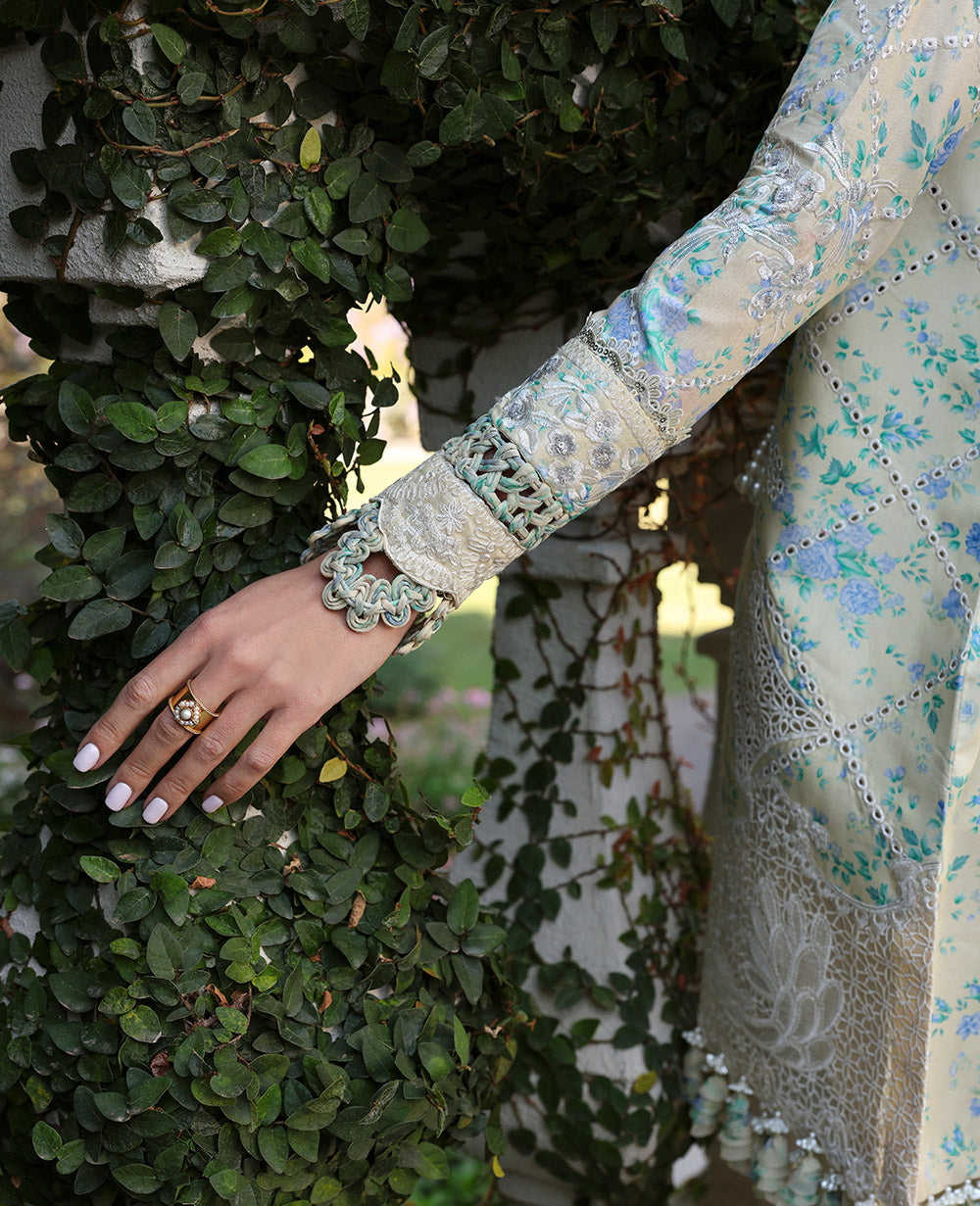 Republic Womenswear | Kalani Eid Luxury Lawn 25 | D8-A - Zuri - House Of Hania