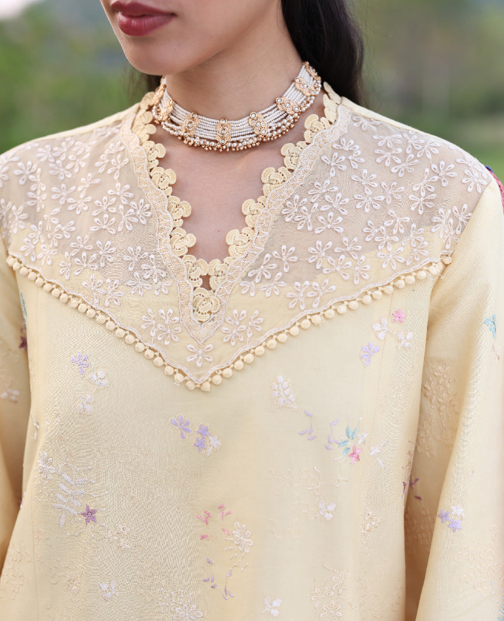 Republic Womenswear | Lilas Lawn 26 | Amris - House Of Hania