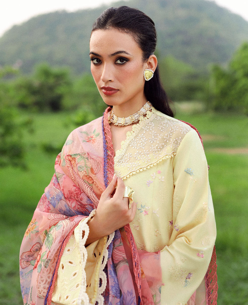 Republic Womenswear | Lilas Lawn 26 | Amris - House Of Hania