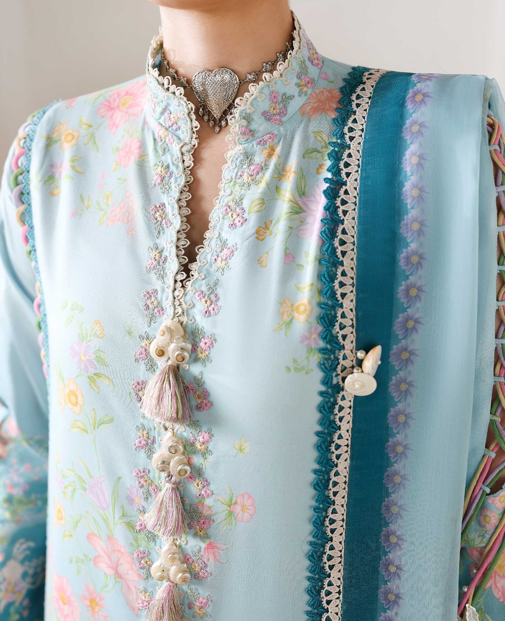 Republic Womenswear | Neoma Summer Prints 26 | Naïa - House Of Hania