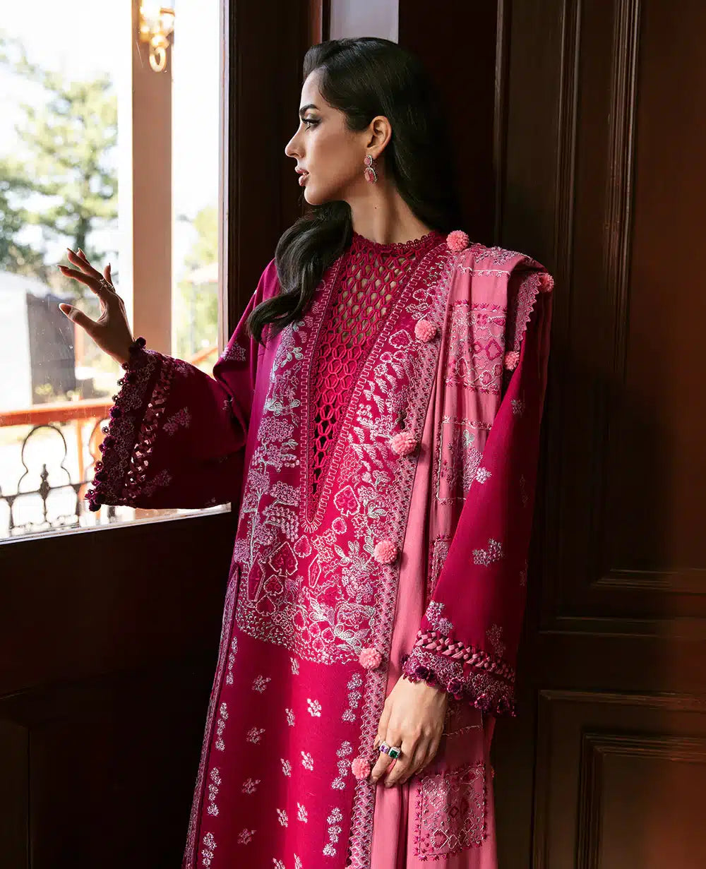 Republic Womenswear | Noemei Luxury Shawl 23 | NWU23-D4-A - House Of Hania